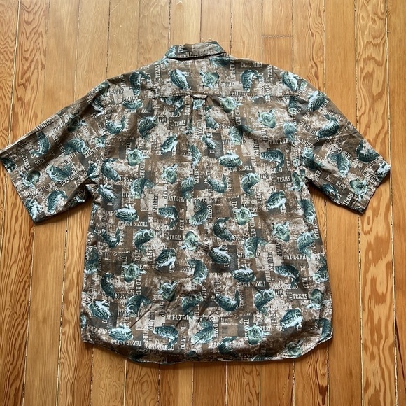 COLUMBIA SPORTSWEAR Men's Short Sleeve Button Down Graphic Fish Shirt Large - Picture 3 of 10